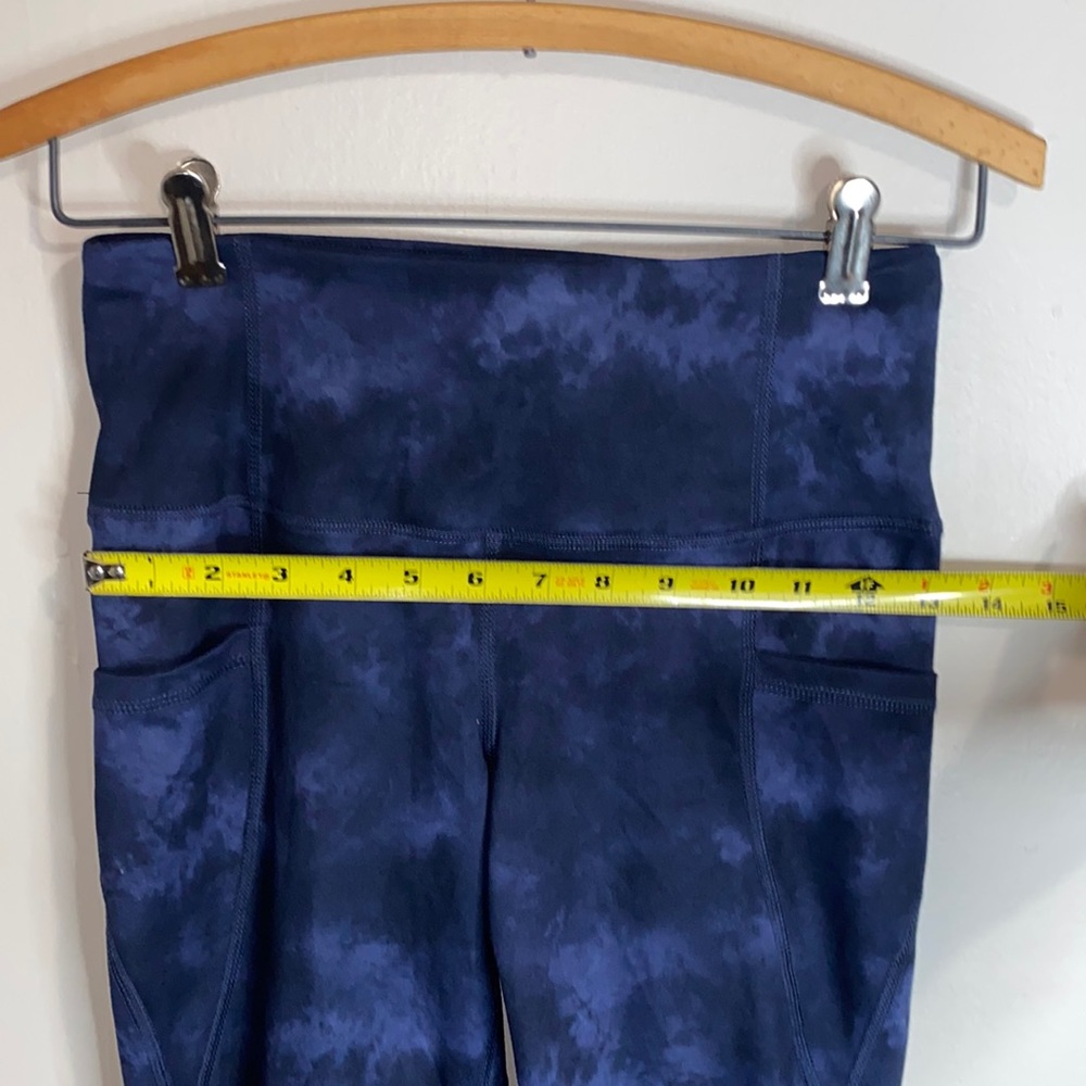 🎲Adorable blue 7/8 leggings! - Picture 3 of 11